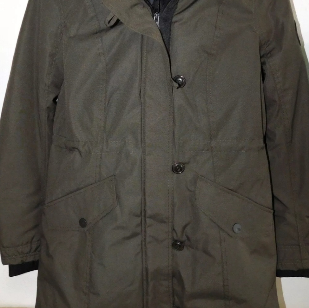 UGG Adirondack Coat - Picture 6 of 6